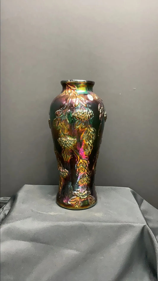 Fenton Parrot Marigold Green Carnival Vase